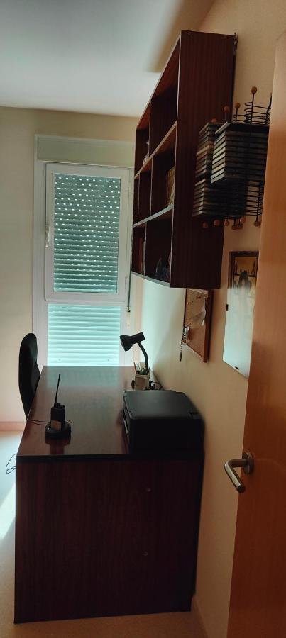 Apartament Piso Con Vistas Cerca Feria 4 Dorm 2 Banos, Aire Acond. Garaje